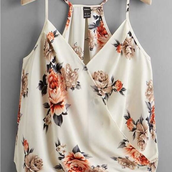 NWOT Shein Curve Floral Halter Top - Picture 12 of 15